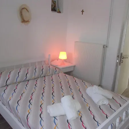 Lorenzia's House 度假居 Ándros