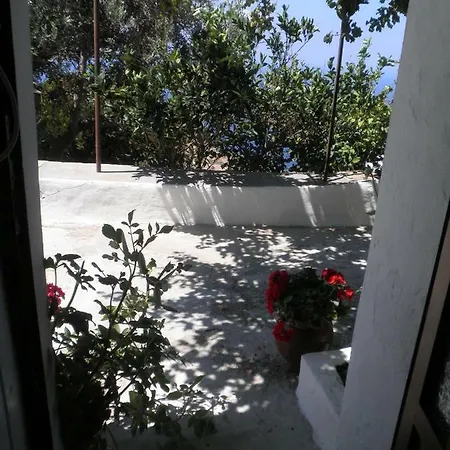Lorenzia's House Ándros